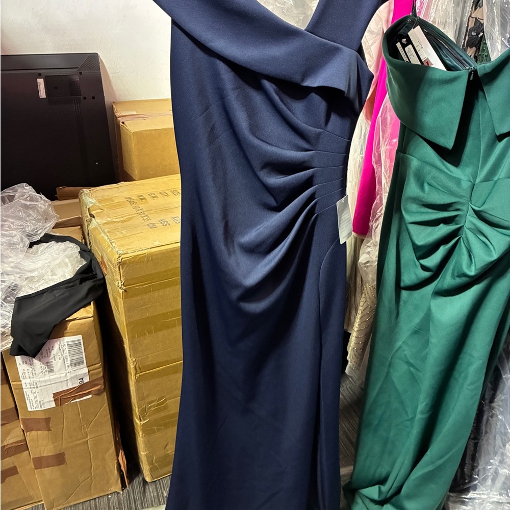 Xscape Blue Off Shoulder Scuba Gown Petite 6P NWT Formal Evening Dress GALA MOB - Picture 5 of 7